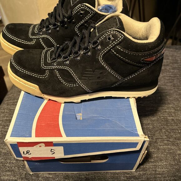 New Balance H710MOB Mita Japan . Size 8 Men’s Black/tan/rainbow main image 4
